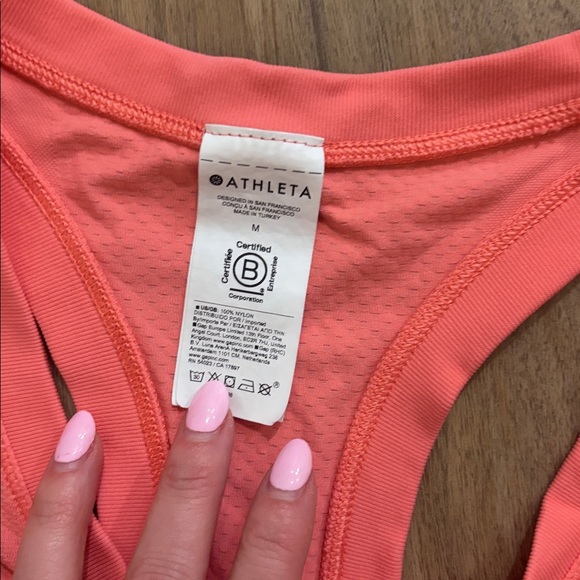 Women's Athleta Top Size Medium - Picture 2 of 2